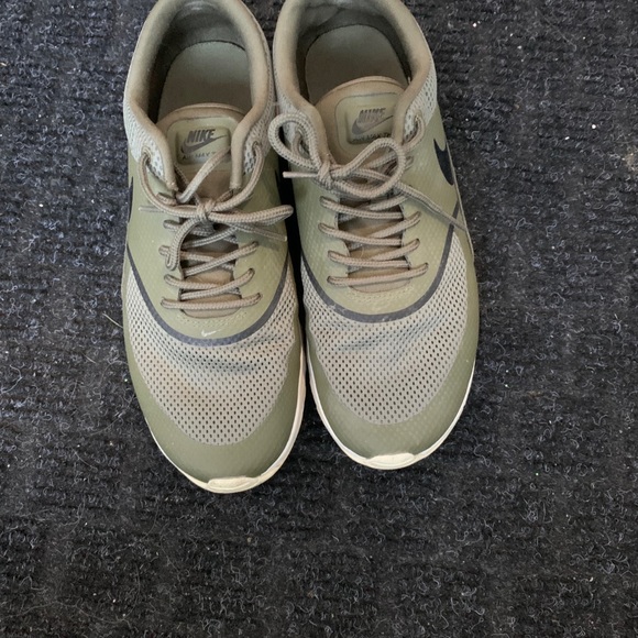 Nike sneakers - Picture 4 of 4